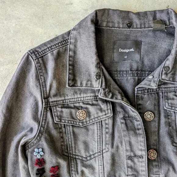 Desigual Gabrielle Black Denim Velvet Floral Jean Jacket size 42